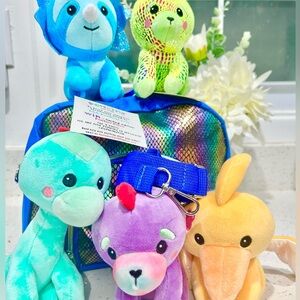 Pomkinz Dinosaur 🦕 🦖 Pet Pals Set of 5 Stuffed Animals Rainbow Bag.